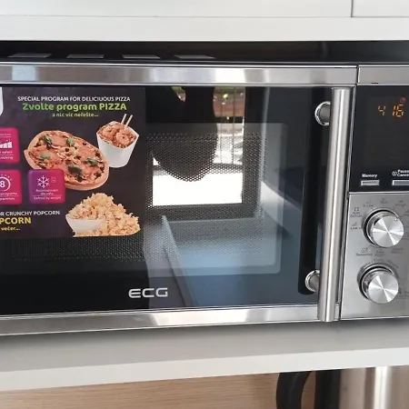 Zwirn 1 Izbovy דירה