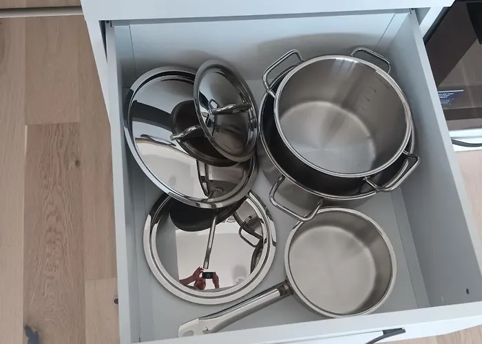 Zwirn 1 Izbovy براتسيلافا